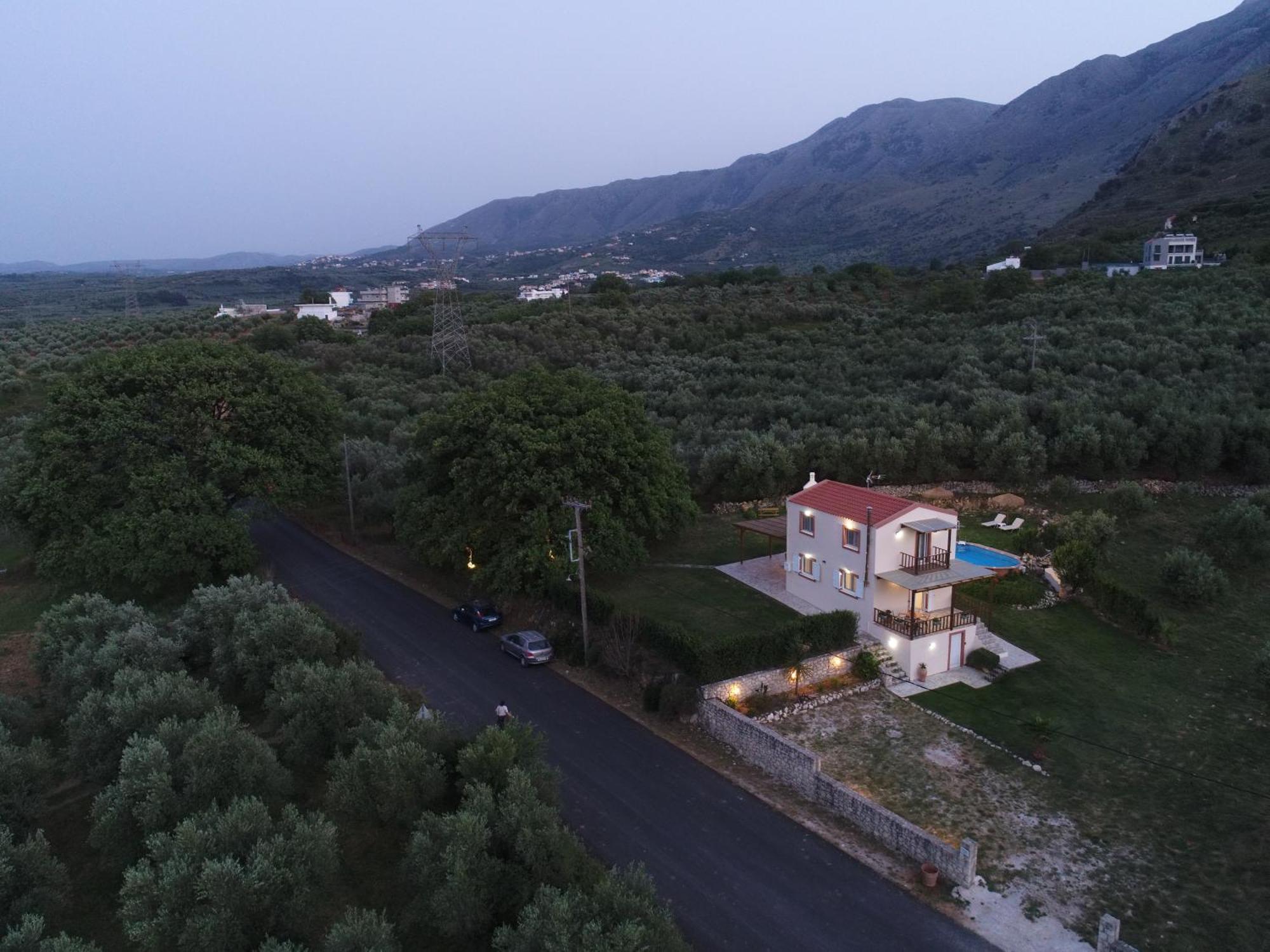 Georgioupolis Polentas Villa Exterior photo